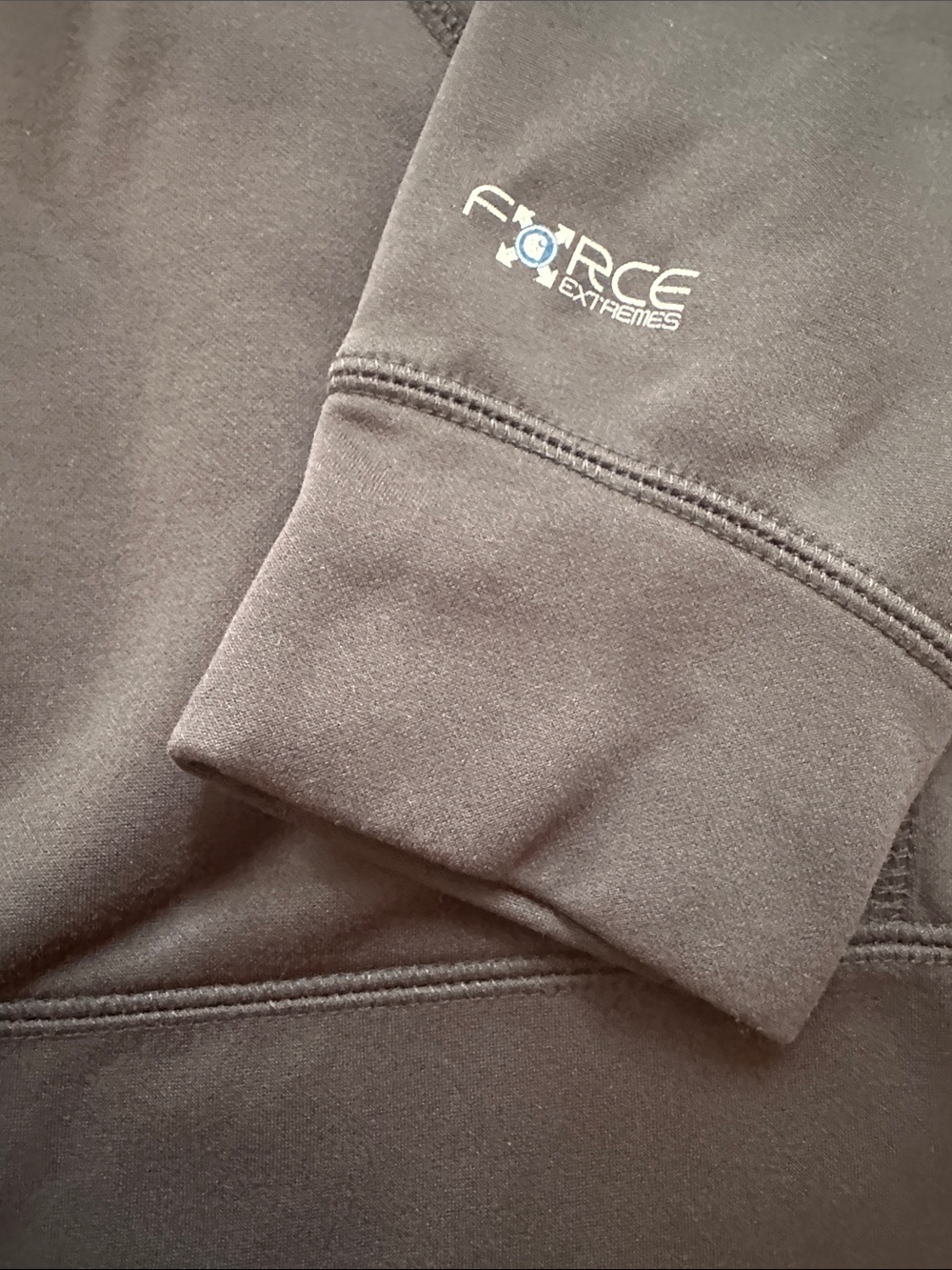 Carhartt Gray Hoodie size Medium with Red Logo like new condition - Picture 3 of 8